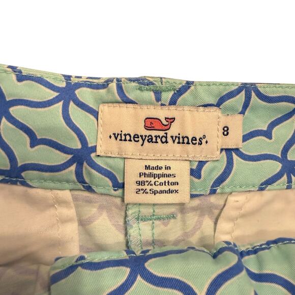 Vineyard Vines Women’s blue print shorts with tab front Size 8 - Picture 3 of 5